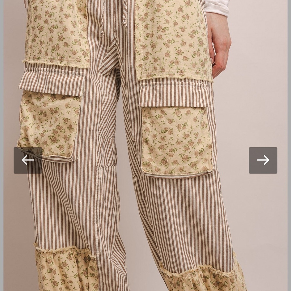 Blue velvet Floral Patchwork Striped cropped Pants - Picture 4 of 5